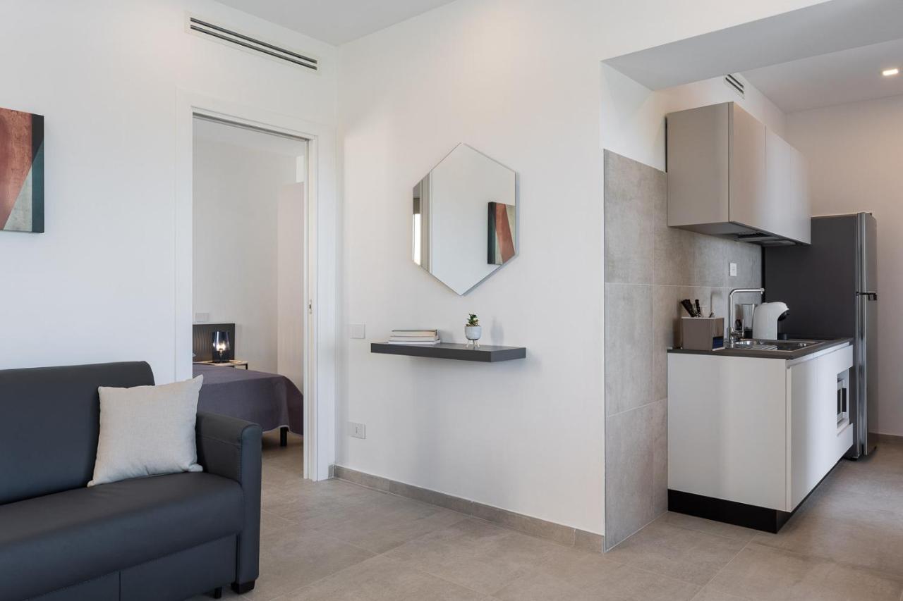 Oneweek Gaeta Suites And Apartments Экстерьер фото