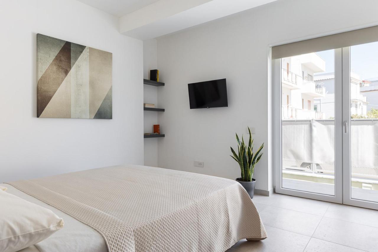 Oneweek Gaeta Suites And Apartments Экстерьер фото