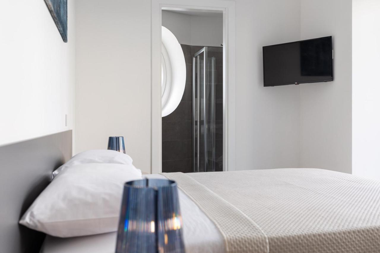 Oneweek Gaeta Suites And Apartments Экстерьер фото