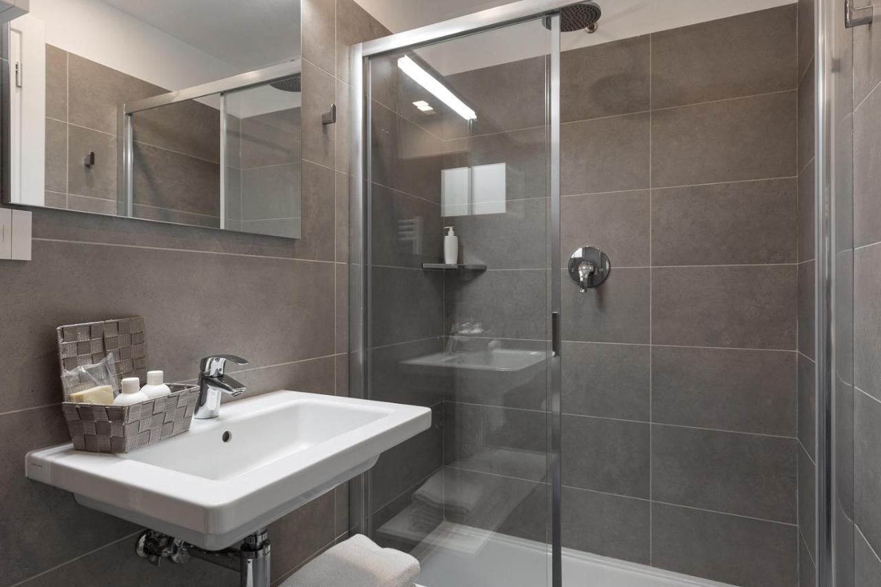 Oneweek Gaeta Suites And Apartments Экстерьер фото