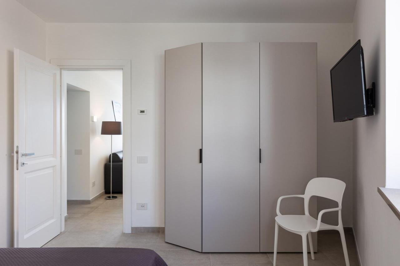 Oneweek Gaeta Suites And Apartments Экстерьер фото